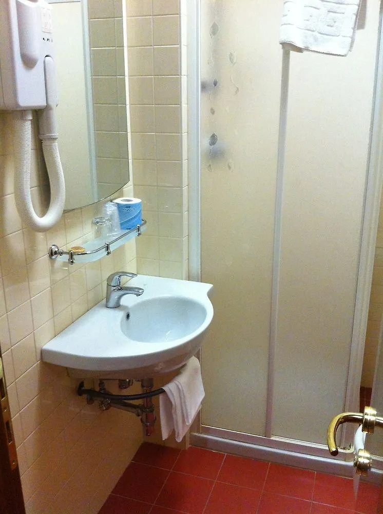 Hotel Hermitage Poggio a Caiano 3*,