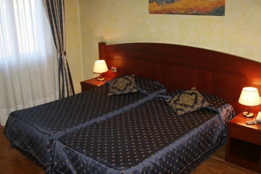 Hotel Hermitage Poggio a Caiano 3*,